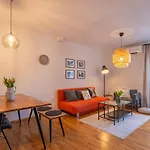 City Garden Apartment